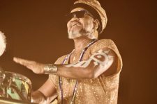 carlinhos-brown-tem-‘constelacao-mistica’-narrada-em-biografia-que-sai-em-junho