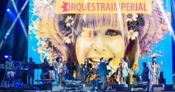 orquestra-imperial-reverencia-rita-lee-em-baile-show-com-fidelidade-ao-espirito-foliao-da-artista