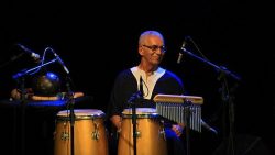 percussionista-laudir-de-oliveira-revive-com-guto-goffi-e-robertinho-silva-no-album-‘salve-o-ritmo’