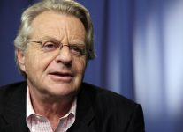 jerry-springer,-apresentador-de-tv,-morre-aos-79-anos