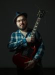 joe-abujamra-canta-e-toca-blues-no-primeiro-disco-com-aval-do-guitarrista-andreas-kisser