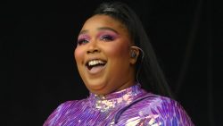 ‘ninguem-denuncia-por-medo’:-o-que-dizem-dancarinas-que-processam-cantora-lizzo-por-assedio-sexual-e-gordofobia