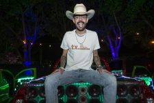 luan-pereira-passa-semana-em-barretos-e-vira-‘rei-do-after’-na-casa-que-reuniu-artistas-em-‘violadas’;-conheca-o-‘rancho-agroplay’