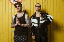 tropkillaz-explica-hits-da-carreira:-dupla-celebra-10-anos-durante-show-no-the-town