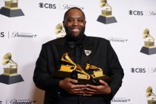 rapper-killer-mike-e-algemado-e-retirado-do-grammy-depois-de-vencer-tres-premios