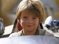 jake-lloyd,-ator-mirim-de-‘star-wars’,-e-internado-apos-um-surto-psicotico