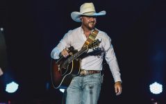 cody-johnson-convida-fernando-&-sorocaba-para-show-na-festa-do-peao-de-barretos